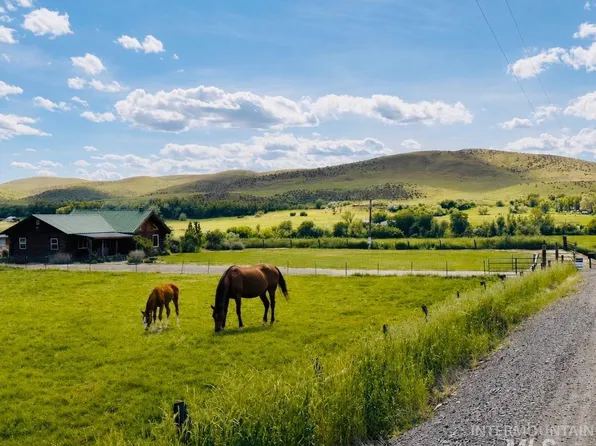 1855 Jones Rd, Weiser, ID 83672