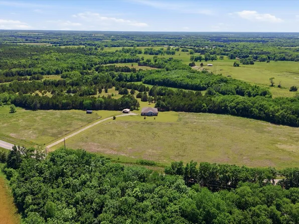 4764 S Fm 271, Bonham, TX 75418