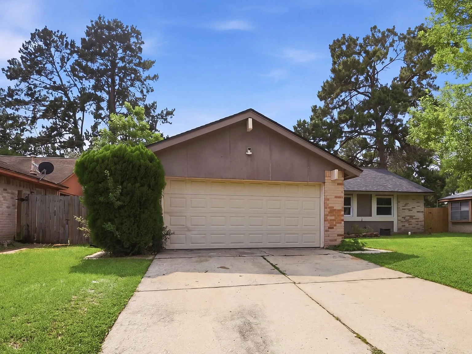 3 bed, 1569 sqft, $2,600 — Photo 2