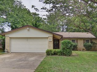 544 NW Tarrant Ave, Burleson, TX 76028