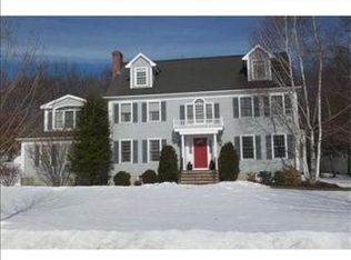 65 Flint Locke Ln, Medfield, MA 02052