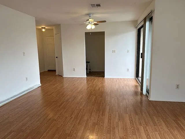 623 E Cypress Ave #304 — Photo 5
