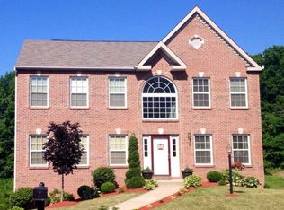 1310 Sandstone Dr, Mc Donald, PA