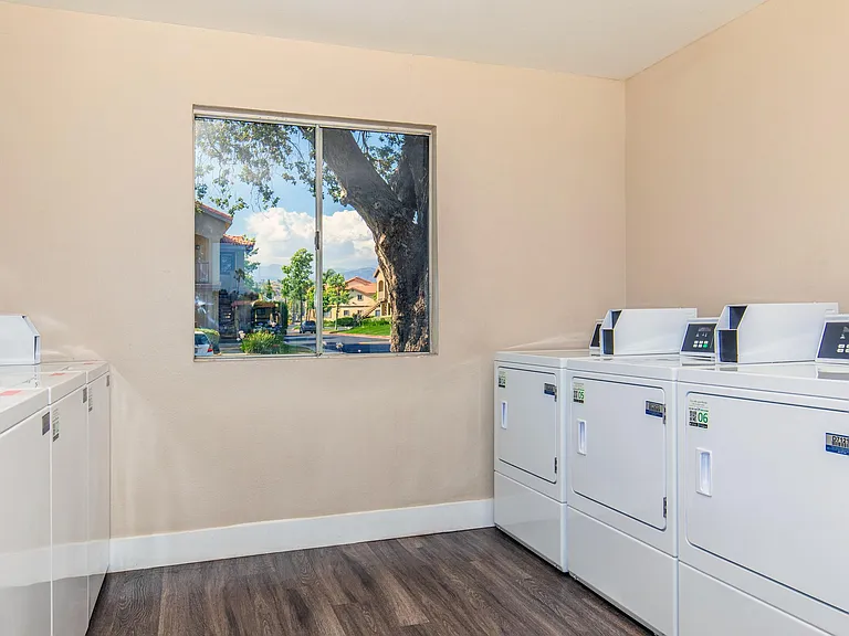 Club Pacifica Apartment Homes — Photo 25