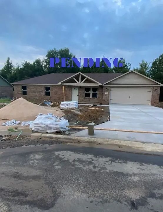 1st image of 22 Fox Creek Ct