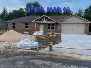 22 Fox Creek Ct, Pottsville, AR 72858
