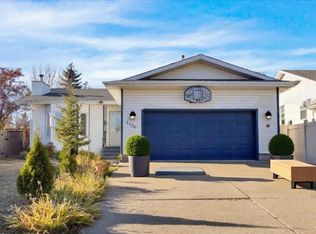 3736 48th St NW, Edmonton, AB T6L3T3