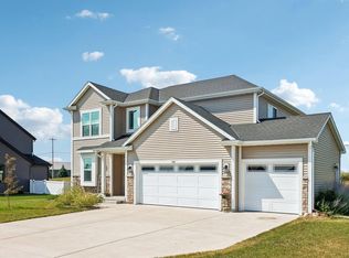 676 Lambert Dr, Slinger, WI 53086