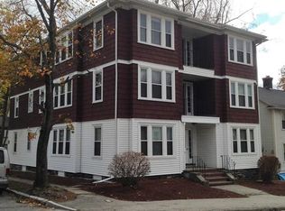 154 Lovell St APT 3R, Worcester, MA 01603