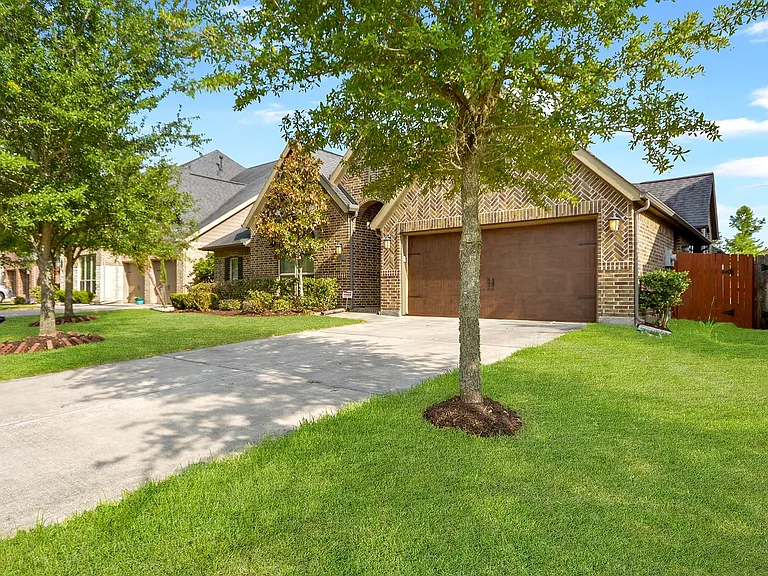 27815 Colonial Point Dr — Photo 4