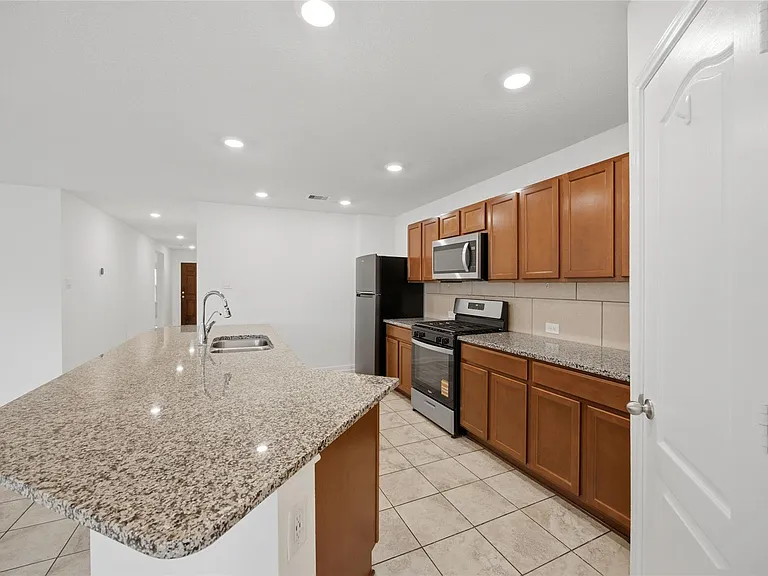 16511 Chill Brook Dr — Photo 18