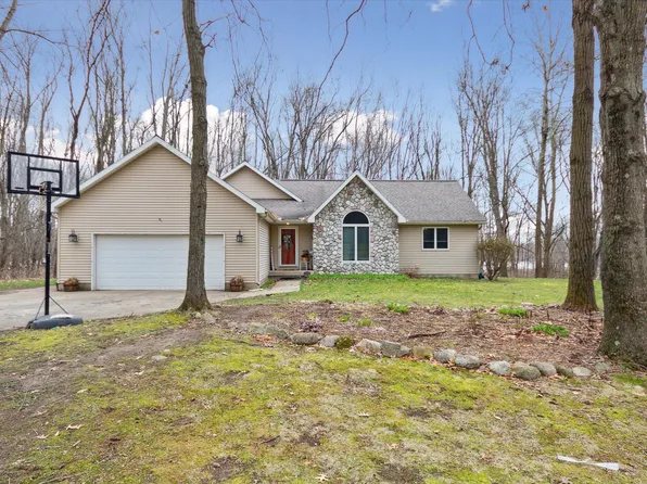 1972 Campbell Lake Dr, Parma, MI 49269