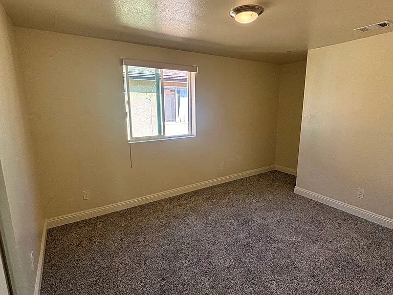 1552 E Martin Luther King Blvd — Photo 15