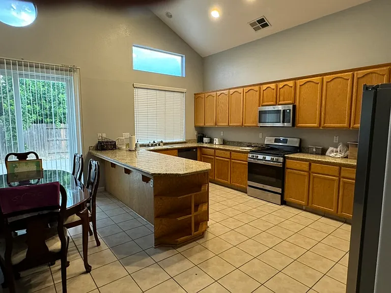 4650 Stern Dr — Photo 23