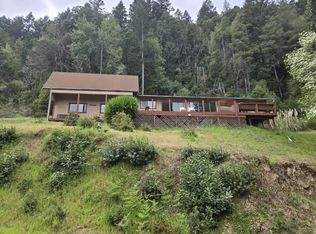 330 Colony Rd, Myers Flat, CA 95554