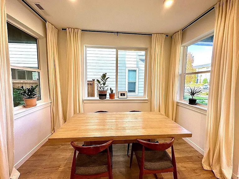 First Floor - Dining area