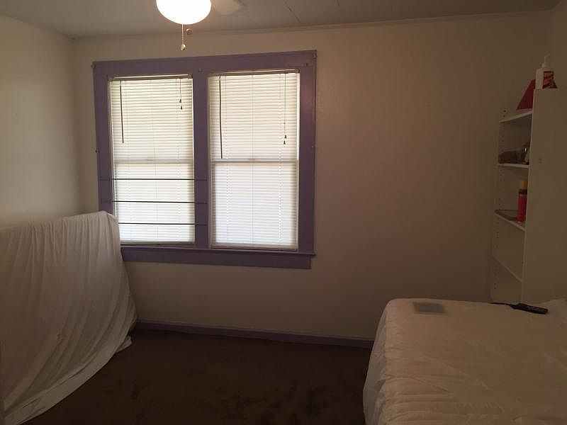 2nd image of 1439 Hamlet Ave