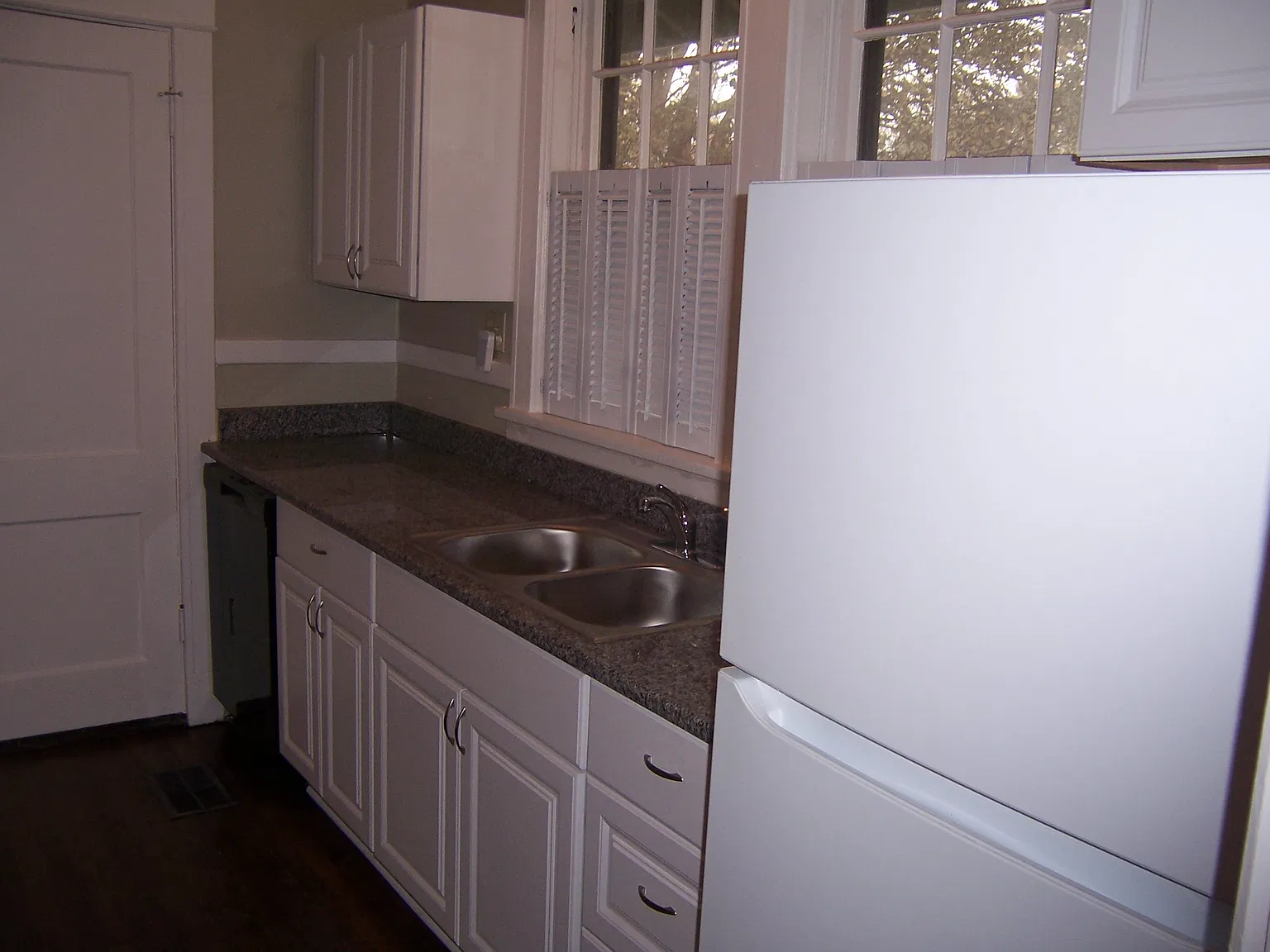 3 bed, 1472 sqft, $1,500 — Photo 2