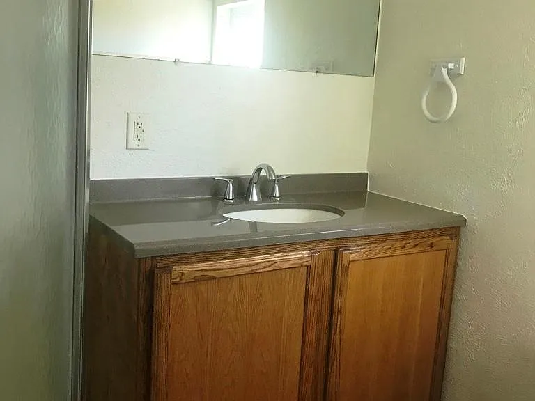MASTER BATH VANITY