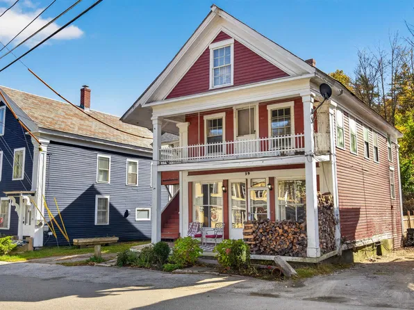 39 Pikes Falls Road, Jamaica, VT 05343