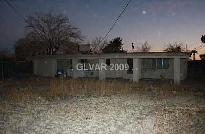 3rd image of 3213 Venus Cir