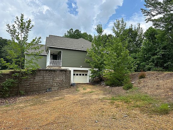 Drive up basement assess