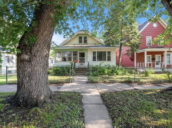 1047 Edmund Ave, Saint Paul, MN 55104