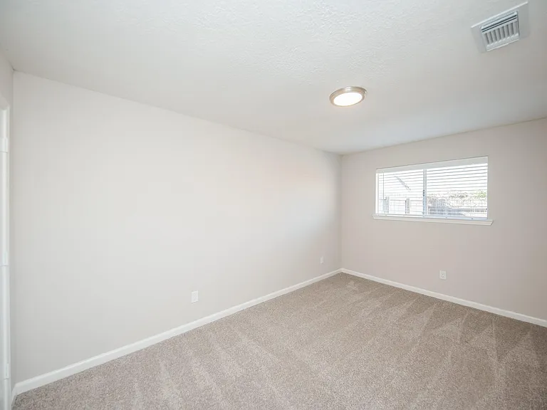 121 Coffee Ln — Photo 21