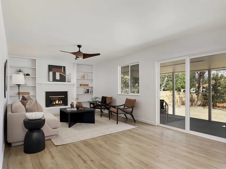 6909 Harvest Rd — Photo 3
