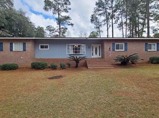 2311 Riverhill Dr, Valdosta, GA 31602