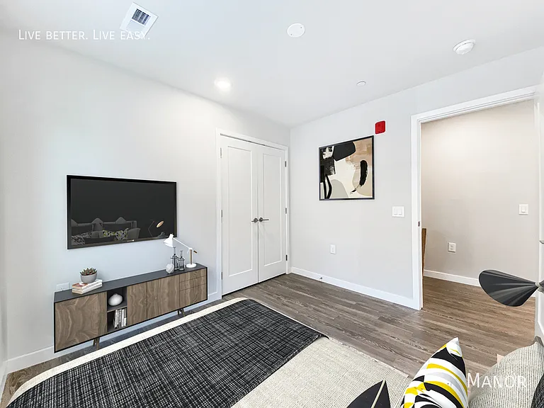125 S 46th St #CHISWICK — Photo 15