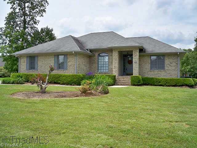 1st image of 409 Timbergate Dr