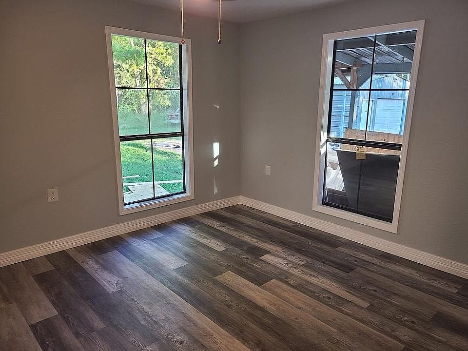 1st image of 5718 Sharlane Dr