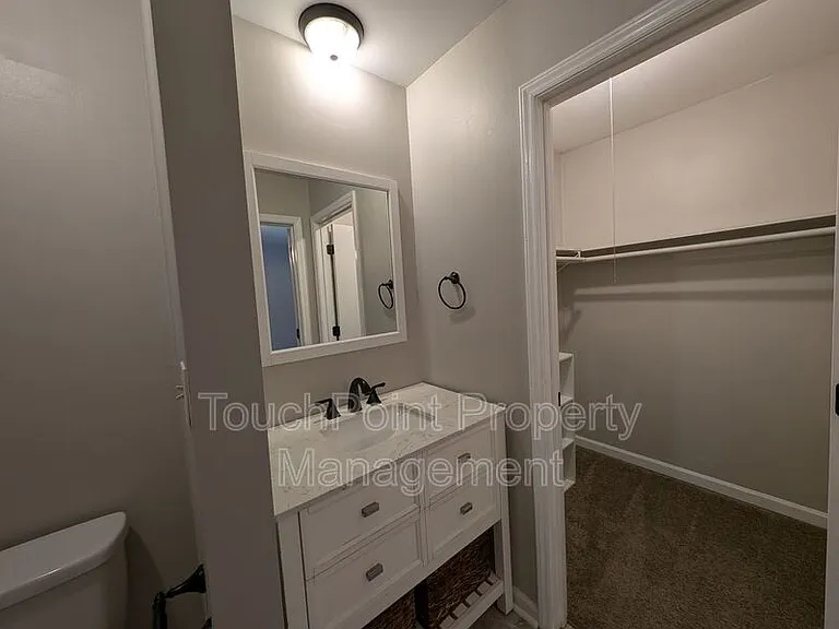 9111 Sharonbrook Dr #D — Photo 19