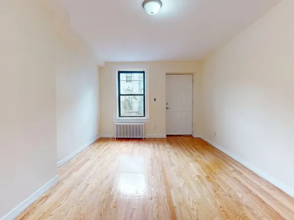 418 73rd Street image 13 of 22