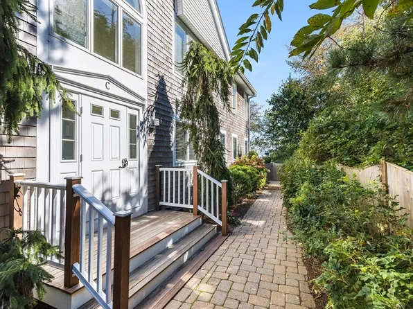 22 W Vine St APT C3, Provincetown, MA 02657