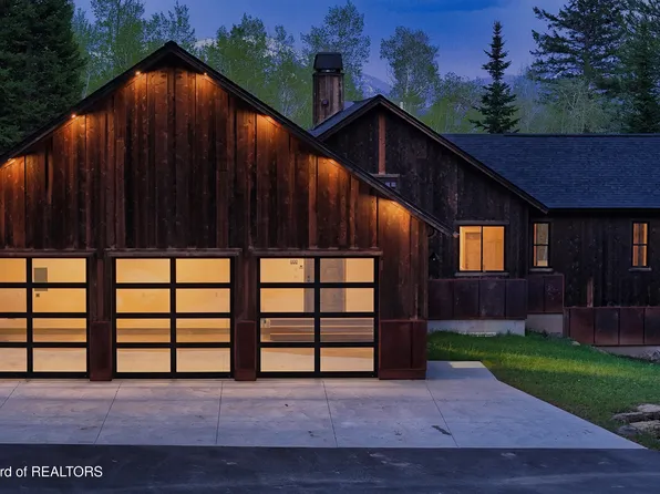 5727 Forest Ridge Rd, Victor, ID 83455