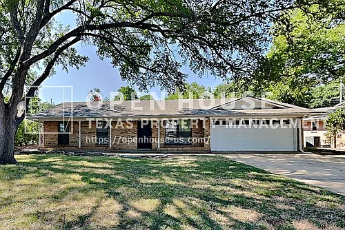 2020 Chattanooga Dr Photo 1