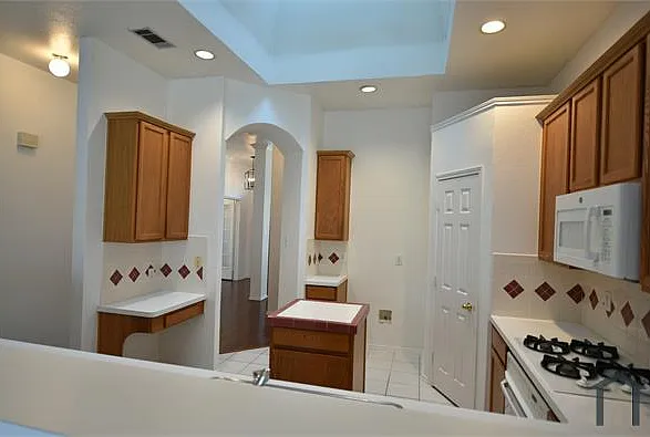 4317 Palmdale Dr — Photo 16