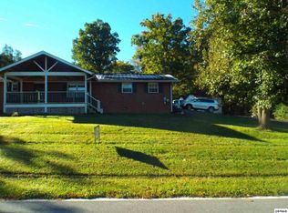 320 Lynn Dr, Sevierville, TN 37862