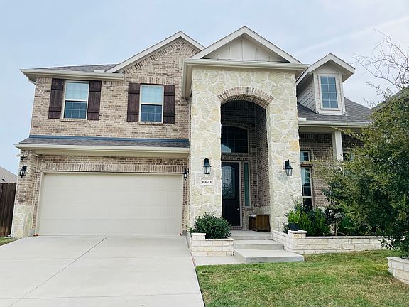 2nd image of 10841 Brownwood Pl