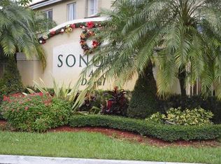10237 NW 57th St, Doral, FL 33178