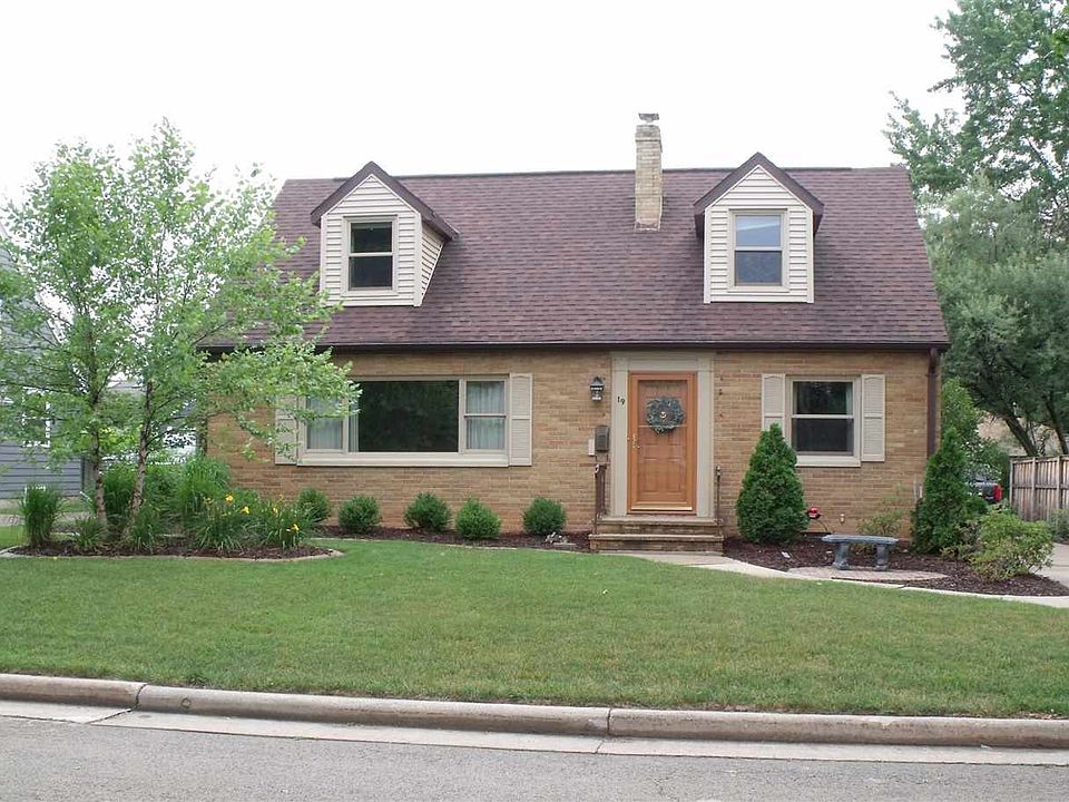 Welcome to the best neighborhood 19 Cherry Ct.