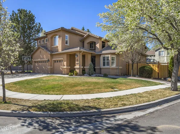 6899 Cinnamon Dr, Sparks, NV 89436