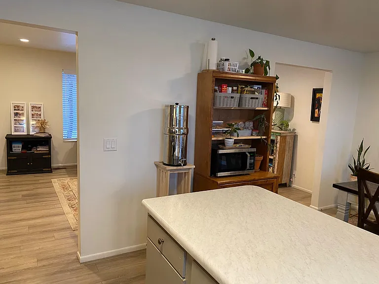 2361 E Phylden Dr #B — Photo 9