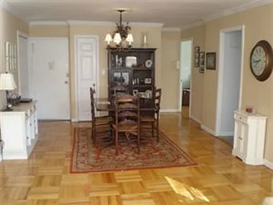 Sold by Douglas Elliman | media 20