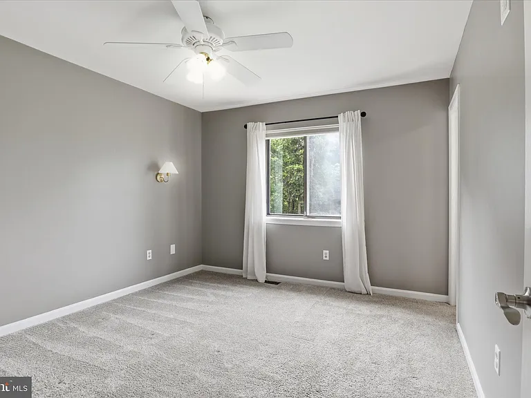 7264 Twilight Ct — Photo 36