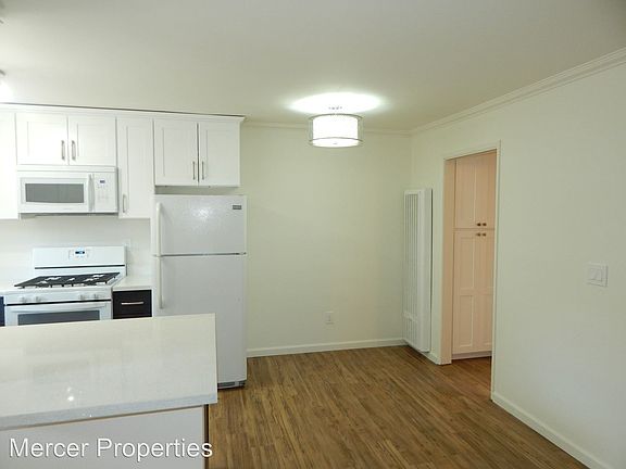 4th image of 3662 32nd St APT 2