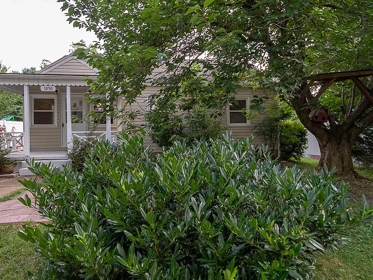 1838 Griffith Rd — Photo 26