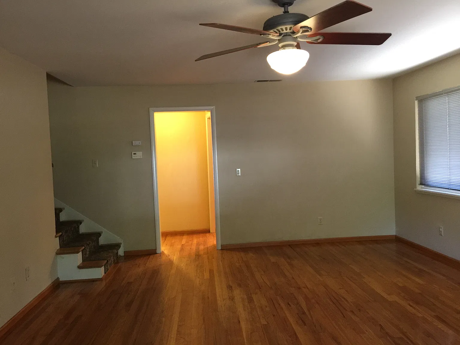 3 bed, $2,500 — Photo 2